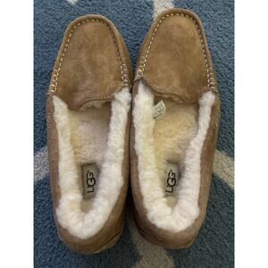 UGG WOMEN'S ANSLEY MOCCASIN  in Chestnut. Women's Size 8. NWOT